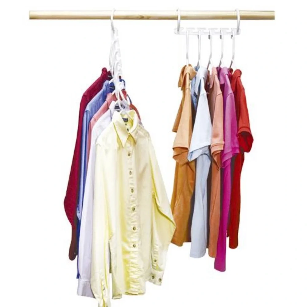 Box of 8 space saving closet hangers
